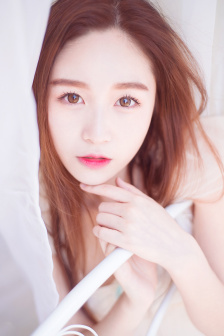 与君初相识恰似故人归